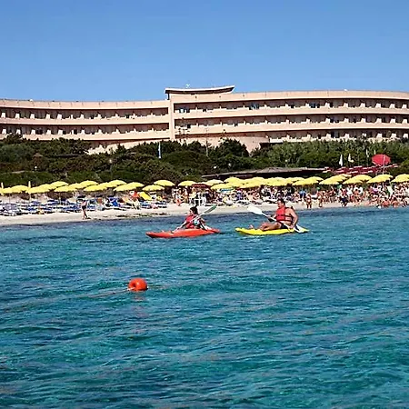 Club Esse Roccaruja Hotel 4*